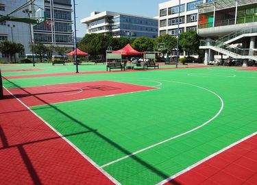 Chine Terrain de basket extérieur portatif parquetant la haute performance d&#039;installation facile usine