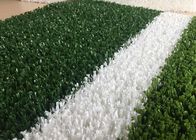Terrain de jeu écologique résistant UV d'école parquetant l'herbe artificielle de gazon